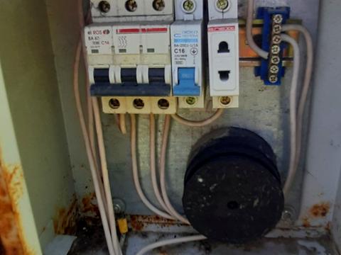 ділянка за адресою Травнева, 43