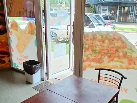 коммерческая по адресу Героев Сталинграда просп., 144