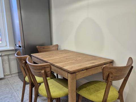 квартира за адресою Автозаводська вул., 5