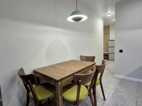 квартира за адресою Автозаводська вул., 5