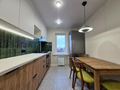 квартира за адресою Автозаводська вул., 5