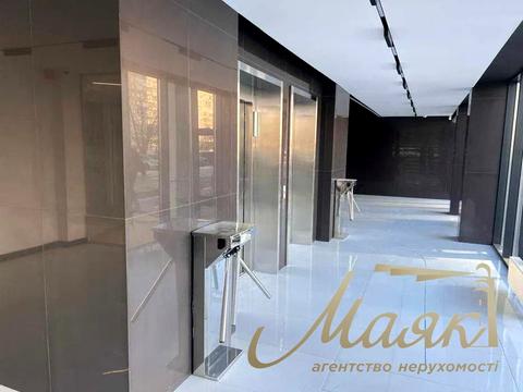 коммерческая по адресу Героев Полка "Азов ул. (Малиновского маршала), 12-а