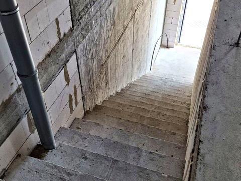 коммерческая по адресу Люстдорфская дорога ул., (Будинок)