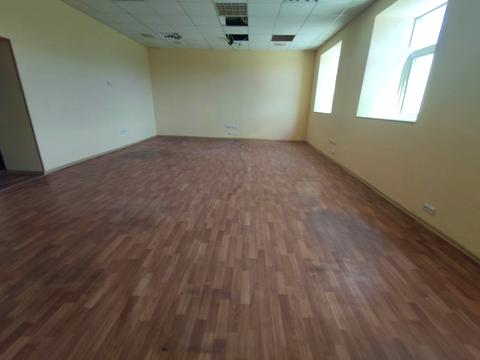 комерційна за адресою Клочківська вул., 192