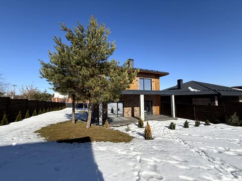 будинок за адресою Центральна вул.