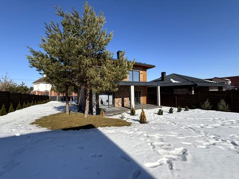 будинок за адресою Центральна вул.