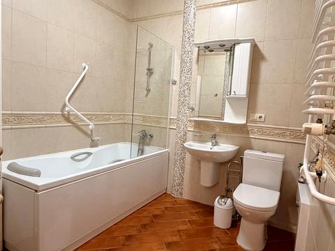 квартира за адресою Сергія Єфремова вул., 40