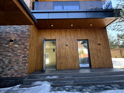 будинок за адресою Центральна вул.