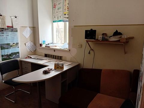 комерційна за адресою Ярослава Мудрого вул., 2