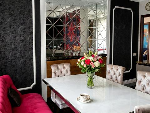 квартира по адресу Александра Мишуги ул., 12