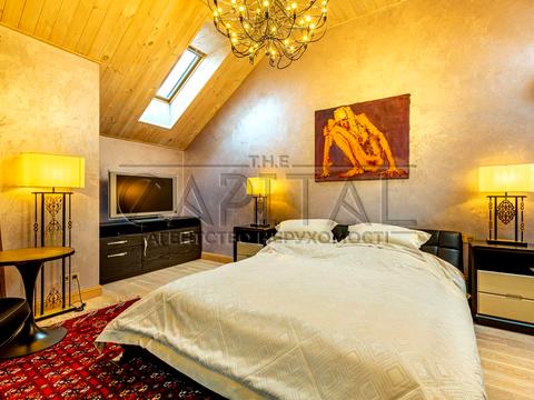 будинок за адресою Світанкова, 10