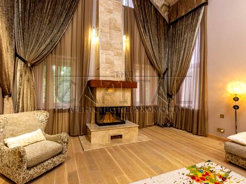 будинок за адресою Світанкова, 10