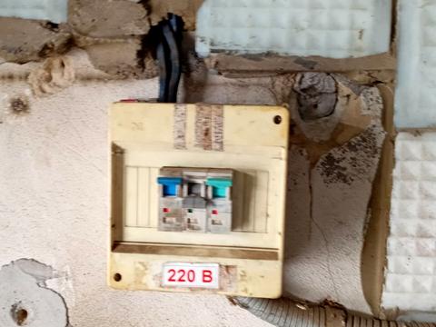 комерційна за адресою Ярослава Мудрого вул., 2