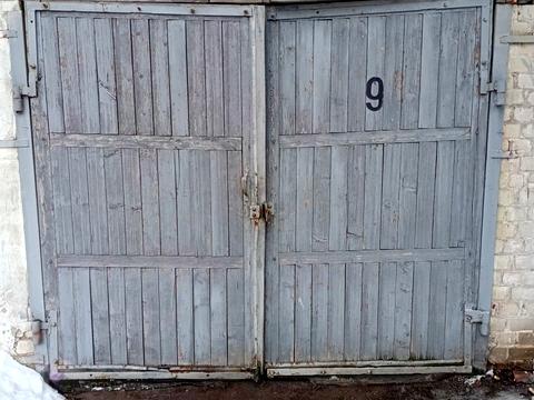 комерційна за адресою Ярослава Мудрого вул., 2