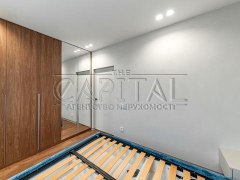 квартира за адресою Салютна вул., (Будинок 03801-03901)