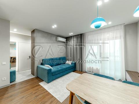 квартира за адресою Салютна вул., (Будинок 03801-03901)