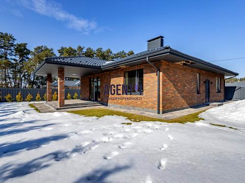 будинок за адресою Жовтнева вул.