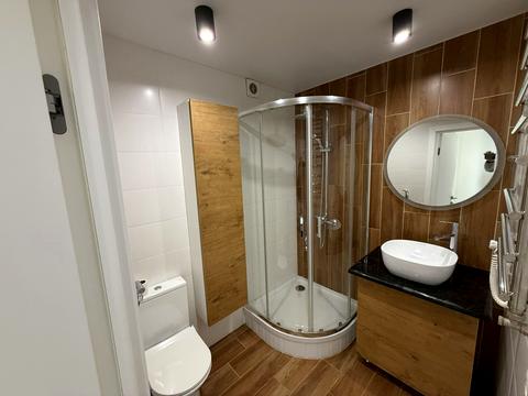 квартира за адресою Злуки просп., 7