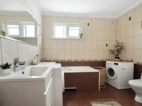 будинок за адресою Київська вул. (Леніна)