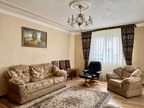 будинок за адресою Київська вул. (Леніна)