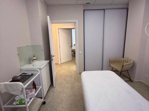 коммерческая по адресу Короленко ул. (Короленка), 10