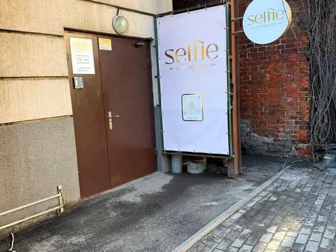 коммерческая по адресу Короленко ул. (Короленка), 10