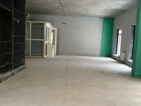 комерційна за адресою Дегтярна вул., 31