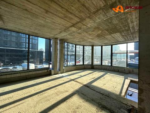 комерційна за адресою Бельведерська вул., 32-Б