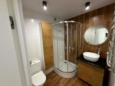 квартира за адресою Злуки просп., 7