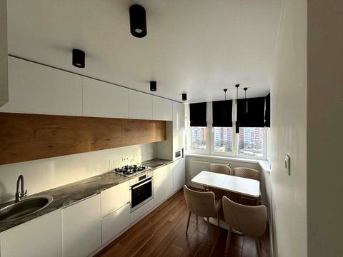 квартира за адресою Злуки просп., 7