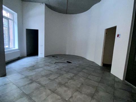 комерційна за адресою Дегтярна вул., 29