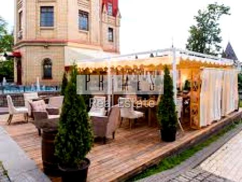 комерційна за адресою Михайла Грушевського вул., 1в