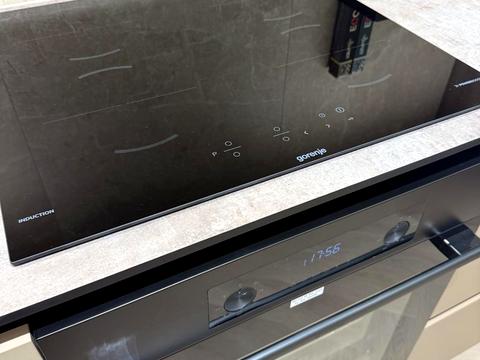 квартира за адресою Волошина, 2