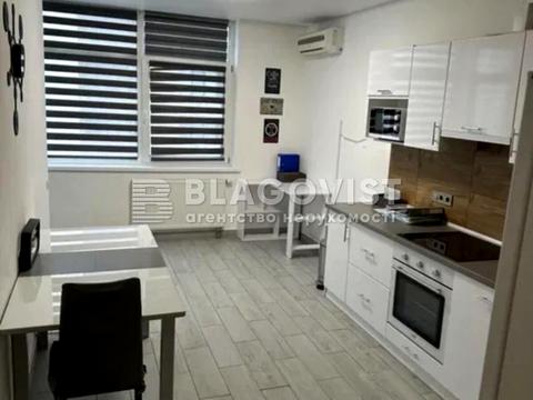 квартира по адресу Олександра Олеся ул., 6-Б