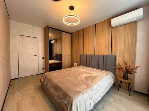 квартира за адресою Салютна вул., 2к24