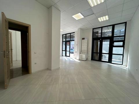 коммерческая по адресу проспект Чорновола, 67ж