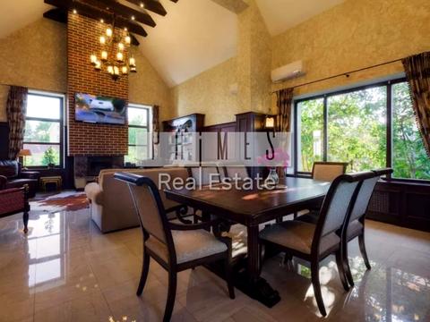 будинок за адресою Центральна вул.