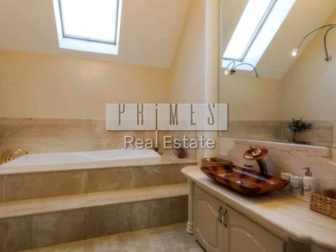 будинок за адресою Центральна вул.