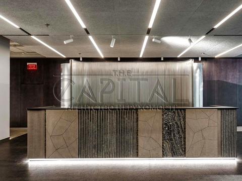 комерційна за адресою Володимирська вул., 33