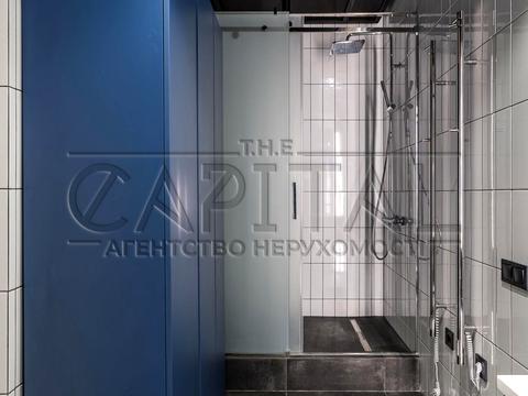 комерційна за адресою Володимирська вул., 33