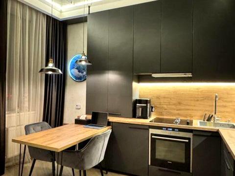 квартира по адресу Героев Небесной Сотни просп., 16/2