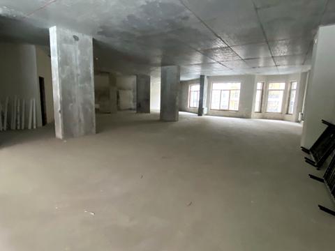 комерційна за адресою Дегтярна вул., 20