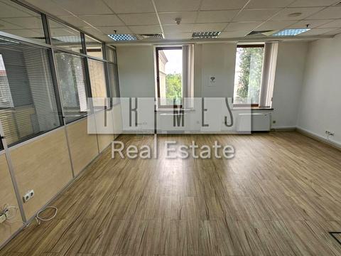 комерційна за адресою Богдана Хмельницького вул., 19-21