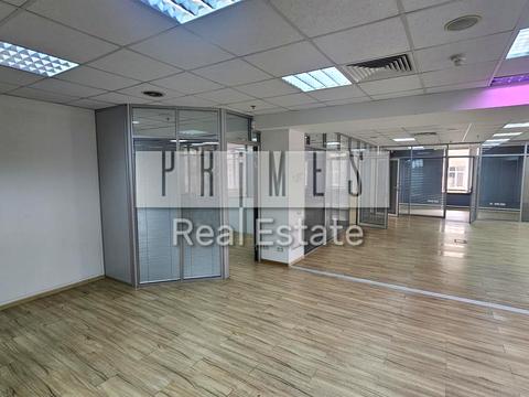 комерційна за адресою Богдана Хмельницького вул., 19-21