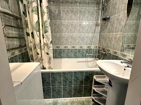 квартира за адресою Героїв України просп. (Героїв Сталінграду), 87-В