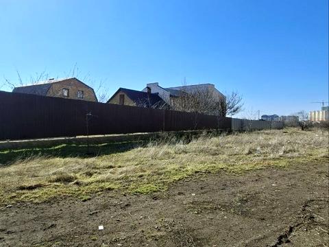 участок по адресу Академика Сахарова ул.