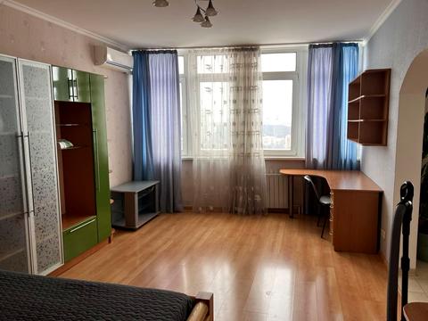 квартира за адресою Ореста Васкула вул., 23