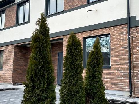 будинок за адресою Олекси Тихого пров.