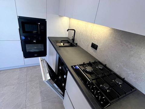 квартира за адресою Миколи Боголюбова вул., (Будинок 3)