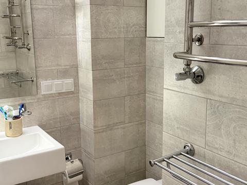 квартира за адресою Українська вул., 83б к.1-5